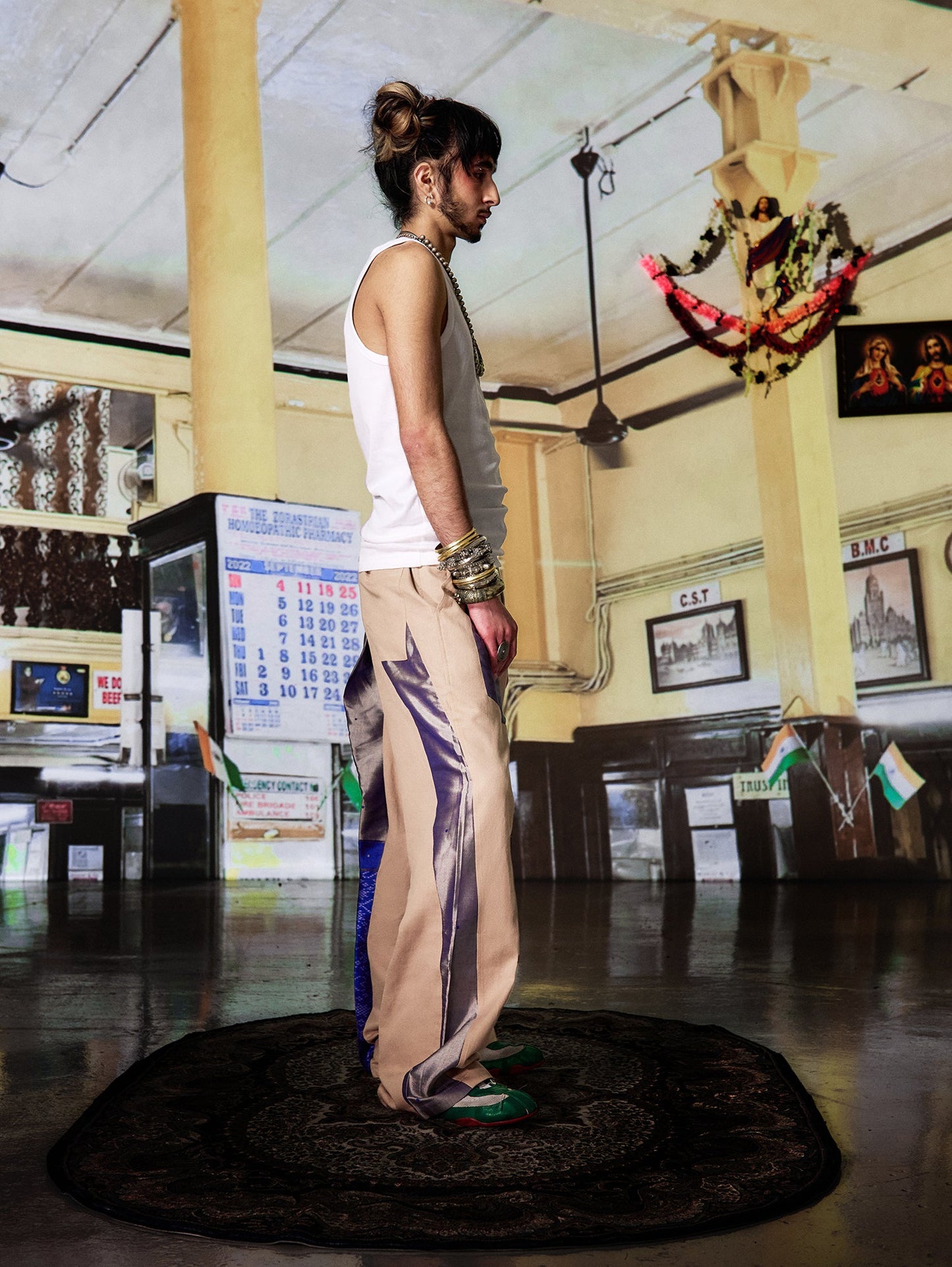 WITH SLATE BLUE SAREE (M)