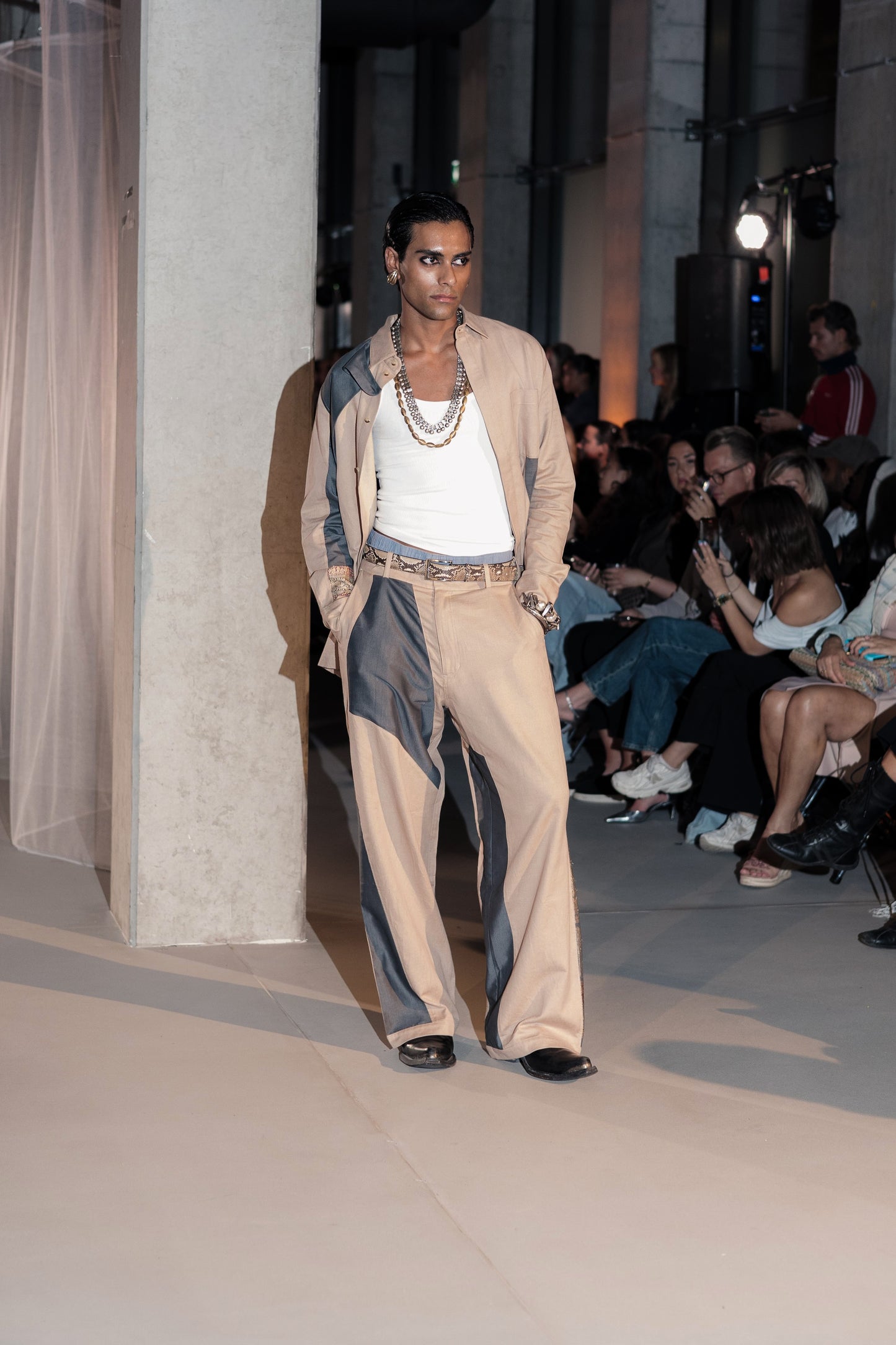 WITH SLATE BLUE SAREE (M)