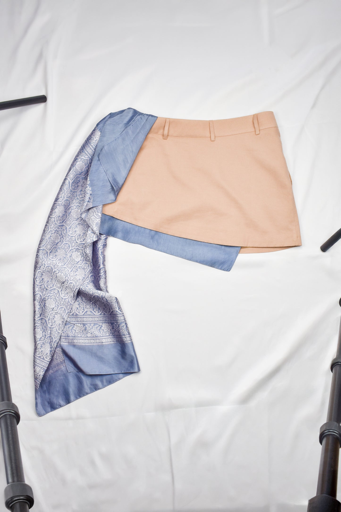 WITH SILVER JACQUARD SILK SAREE (XS)