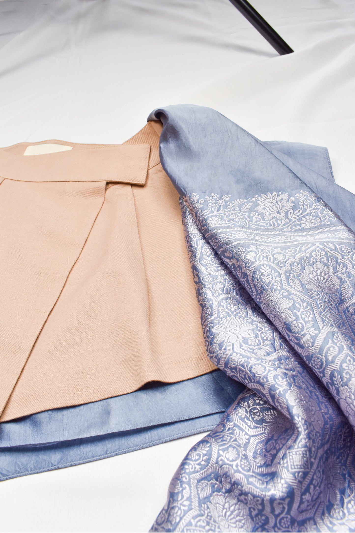 WITH SILVER JACQUARD SILK SAREE (XS)